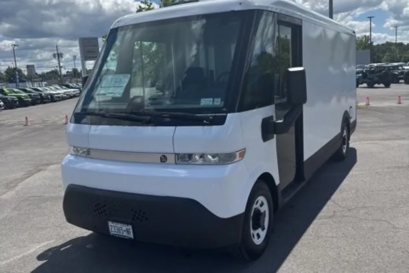 2024 Brightdrop Zevo 600 photo 1