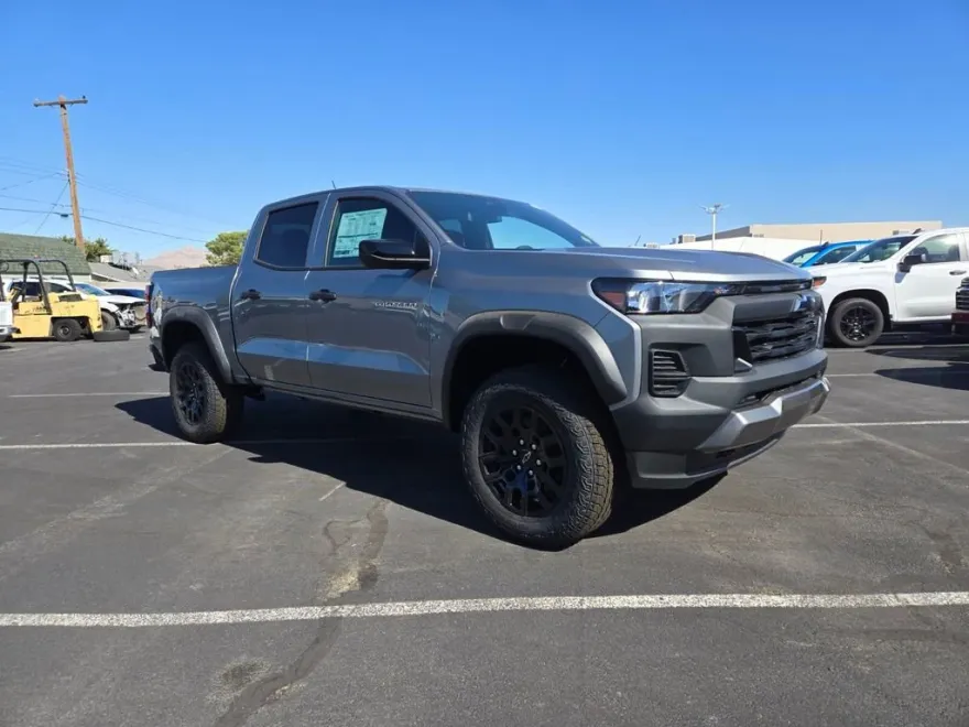 2026 Chevrolet Colorado Trail Boss photo 1