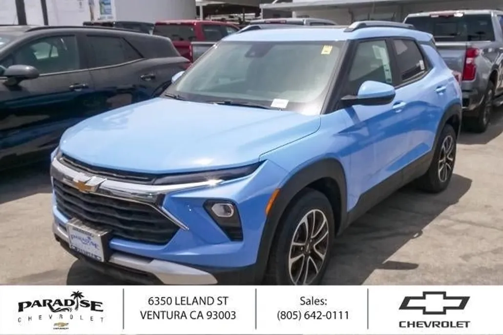2024 Chevrolet Trailblazer LT photo 1