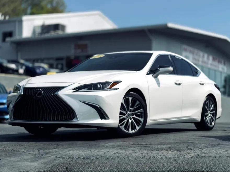 2019 Lexus ES 350 photo 1