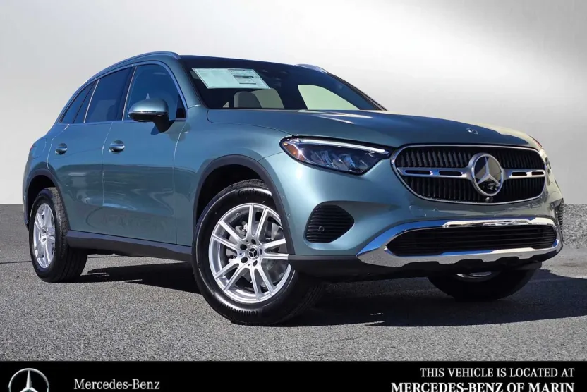 2026 Mercedes Benz GLC 300 photo 1
