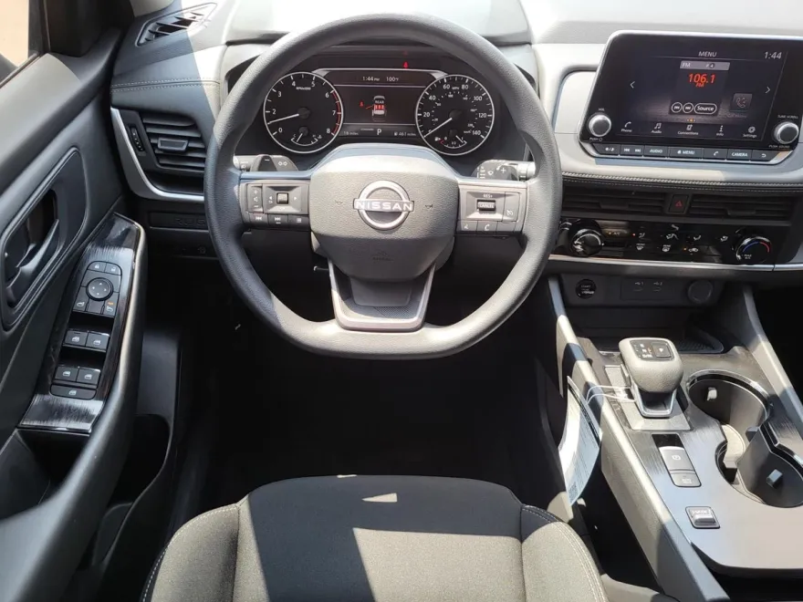 2025 Nissan Rogue S photo 1