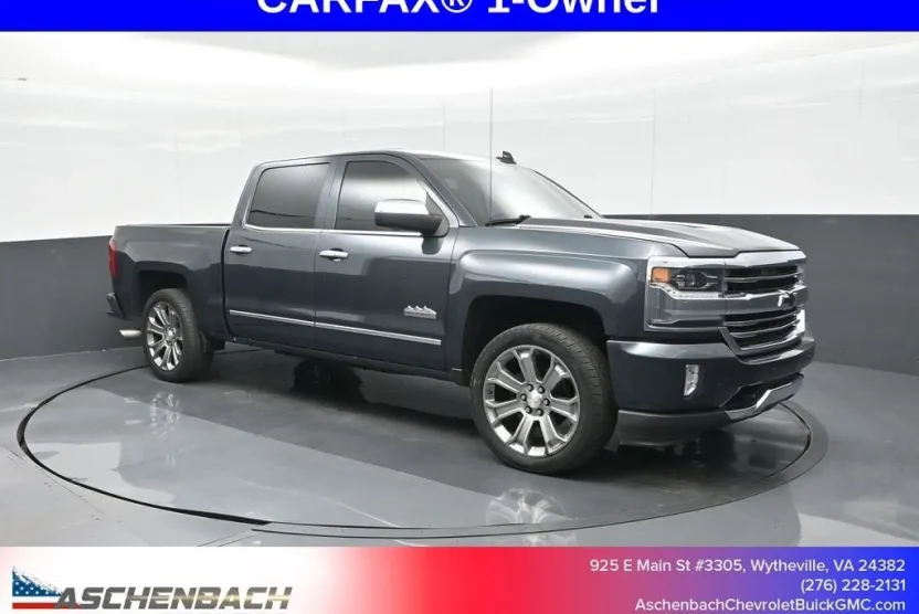 2017 Chevrolet Silverado 1500 High Country photo 1