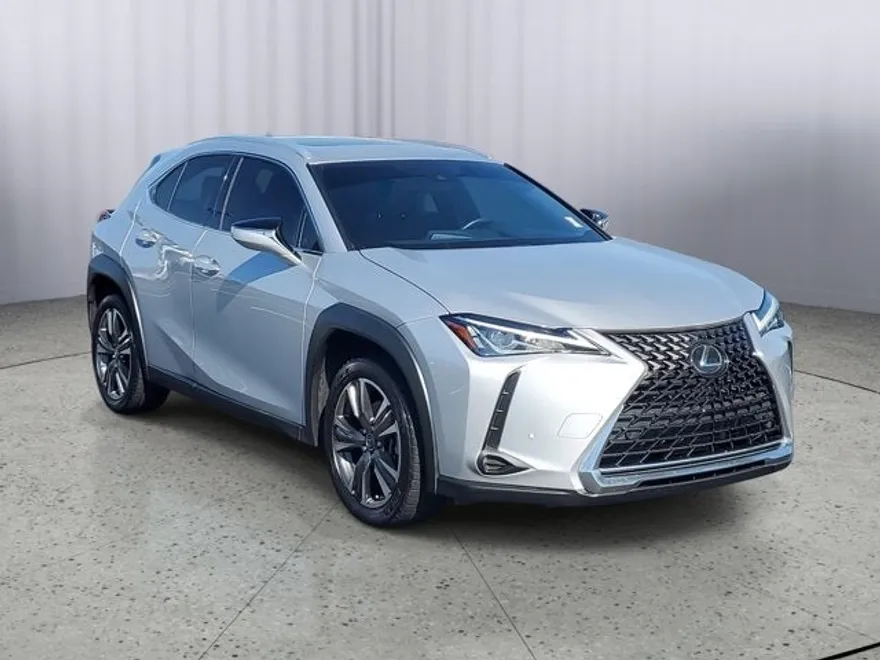 2020 Lexus UX 200 photo 1