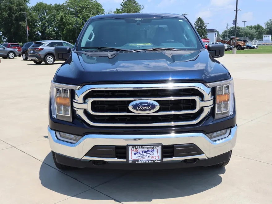 2022 Ford F-150 XLT photo 2