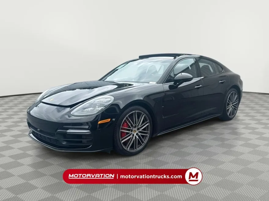 2019 Porsche Panamera GTS photo 1