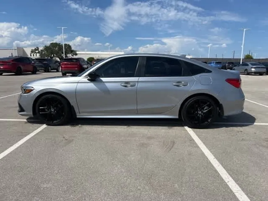 2024 Honda Civic Sport photo 1