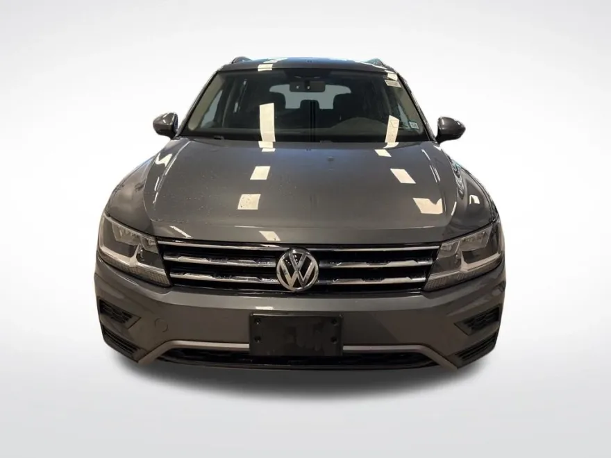 2018 Volkswagen Tiguan S photo 1