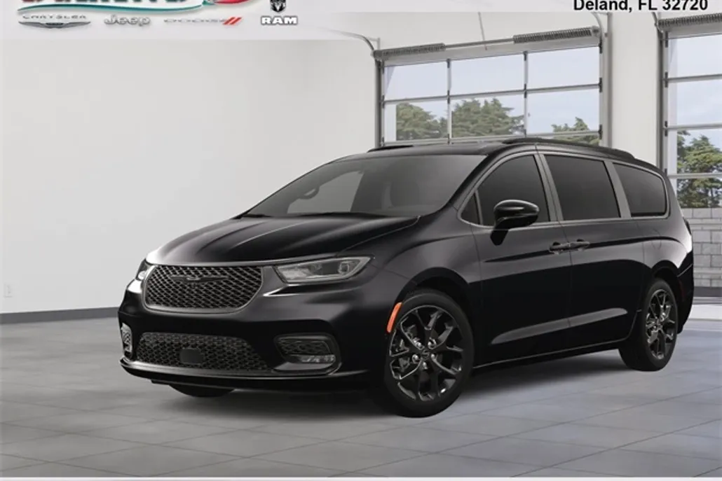 2025 Chrysler Pacifica Limited photo 1