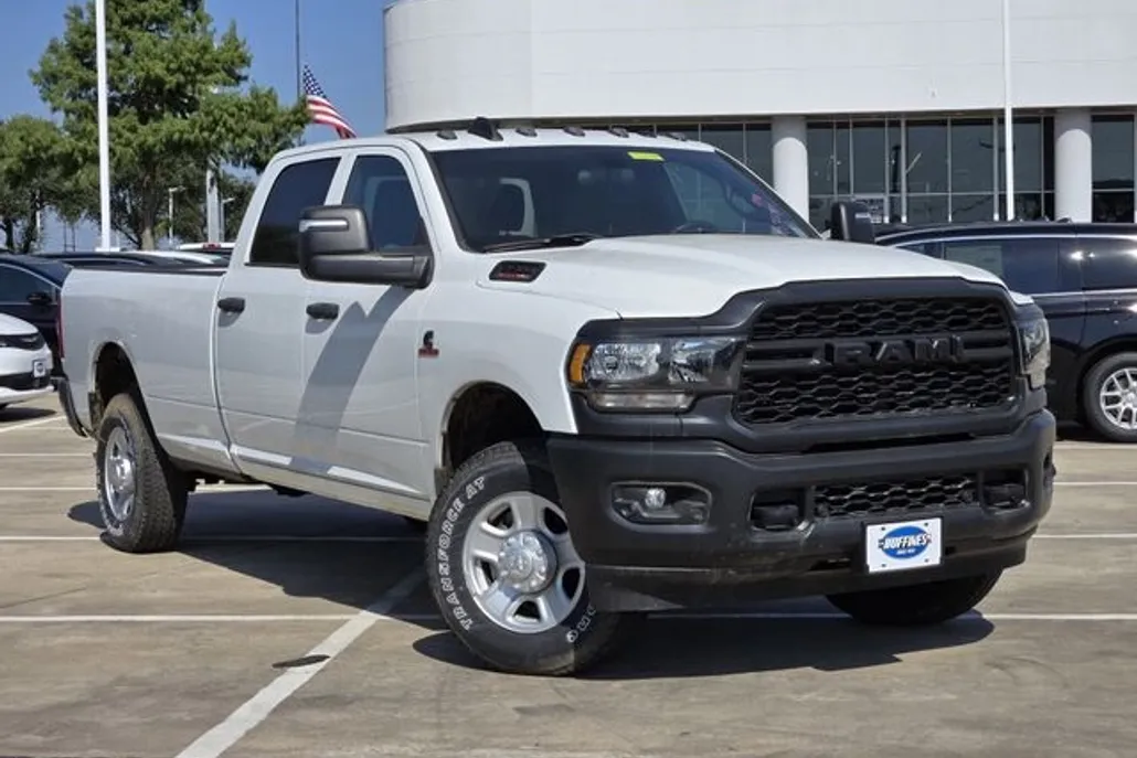 2023 Ram 2500 Tradesman photo 1