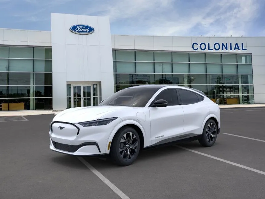 2023 Ford Mustang Mach-E Premium photo 1