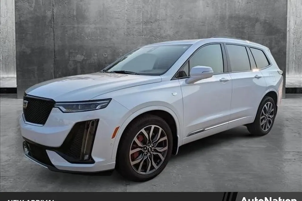 2023 Cadillac XT6 Sport photo 1