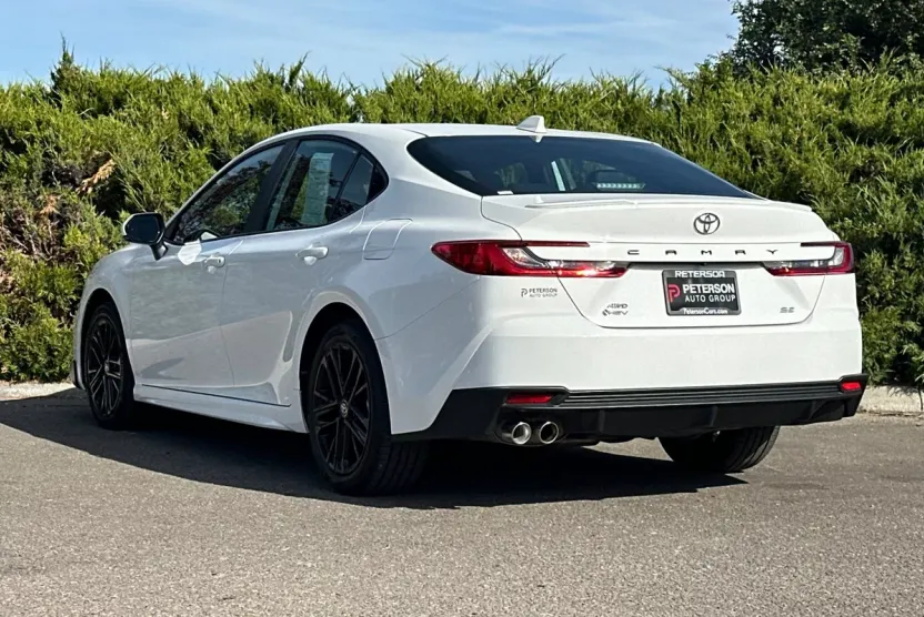 2025 Toyota Camry XSE photo 1