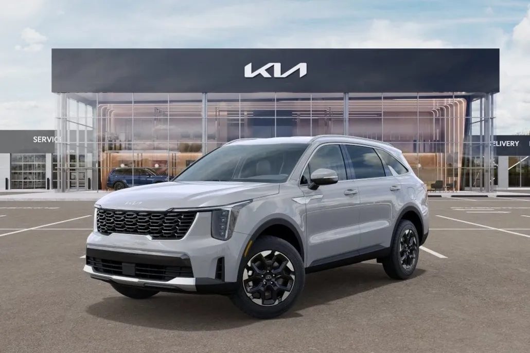 2025 Kia Sorento S photo 1