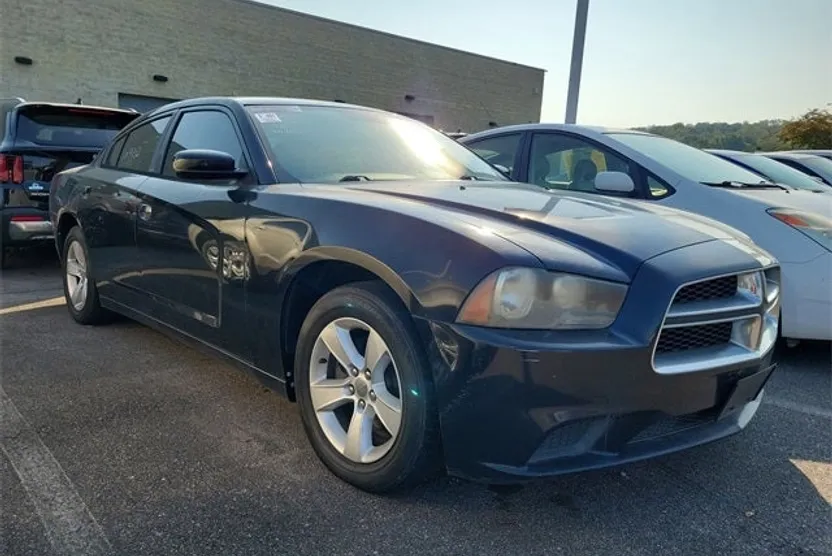 2012 Dodge Charger SE photo 1