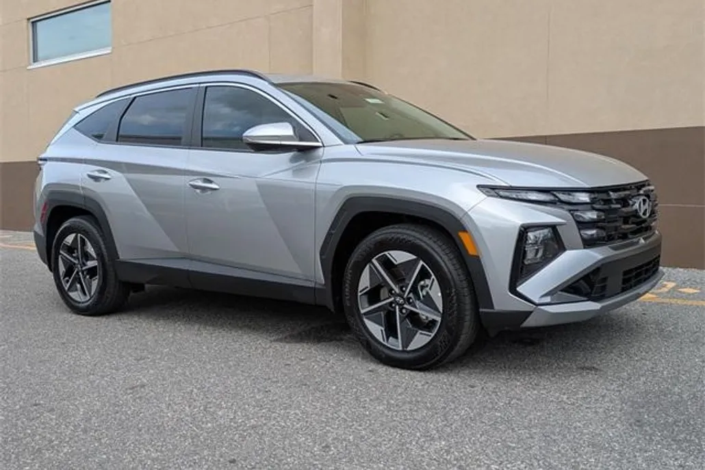 2025 Hyundai Tucson SEL Convenience photo 1