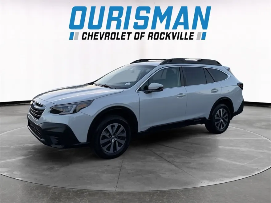 2022 Subaru Outback Premium photo 1