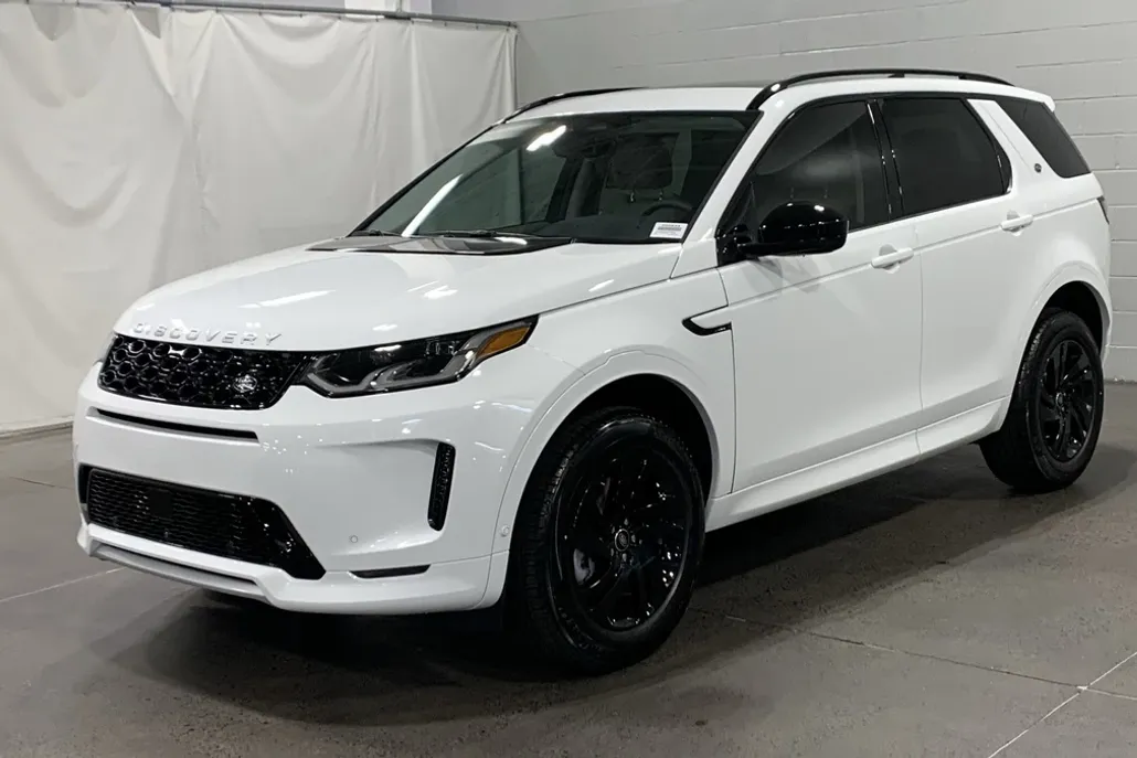 2025 Land Rover Discovery Sport S photo 1