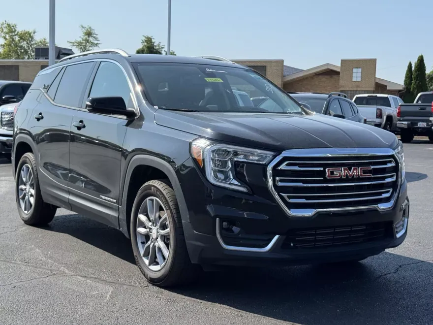 2024 Gmc Terrain SLT photo 1