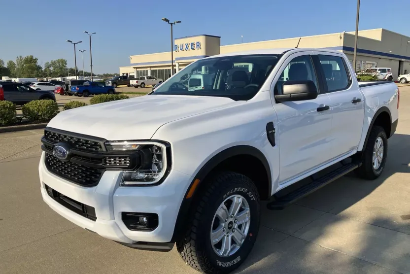 2025 Ford Ranger XL photo 1