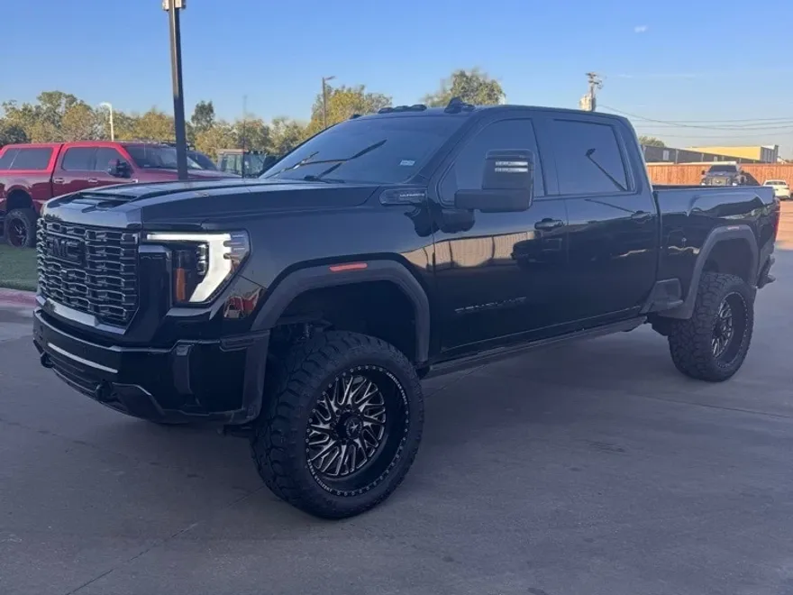 2024 Gmc Sierra 2500 HD Denali Ultimate photo 1