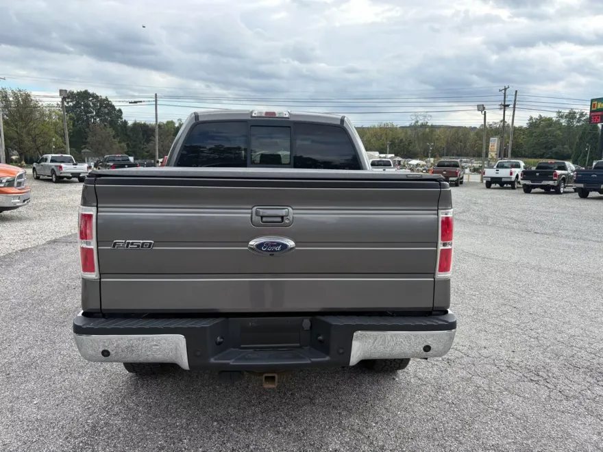 2013 Ford F-150 Lariat photo 1