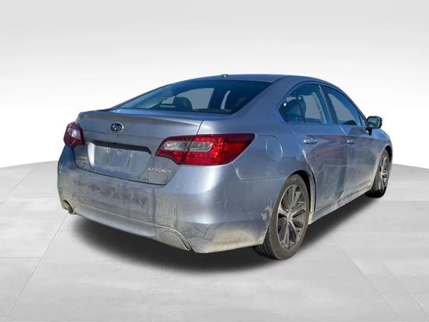 2015 Subaru Legacy 2.5i photo 1