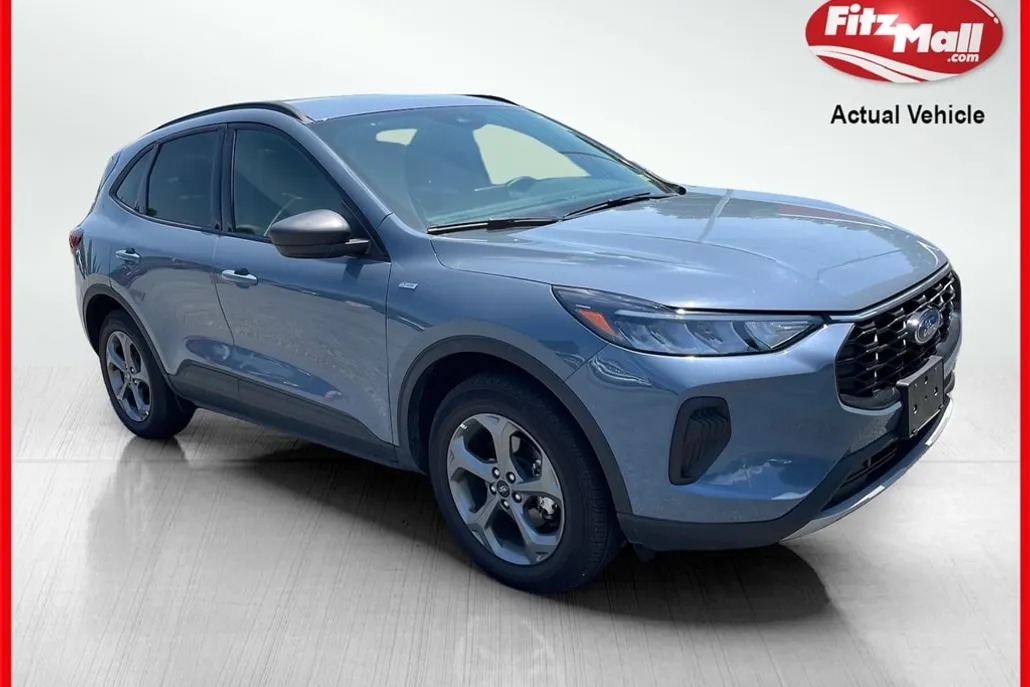 2025 Ford Escape ST-Line photo 1