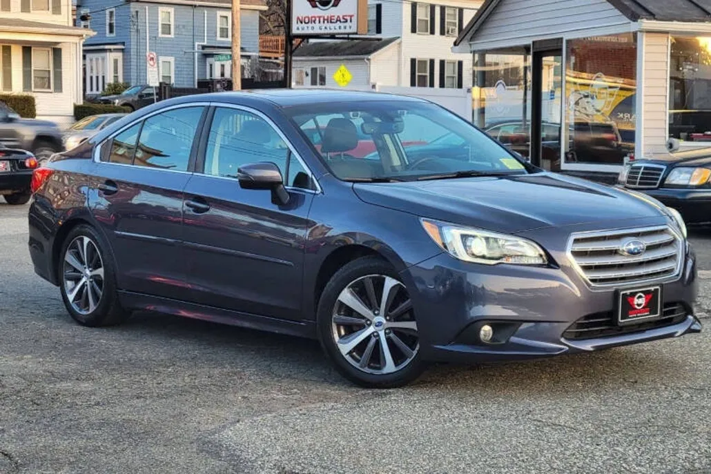 2017 Subaru Legacy 2.5i Limited photo 1