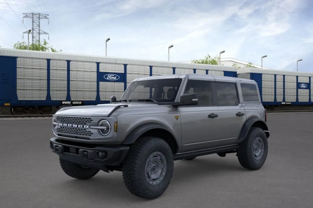2025 Ford Bronco Badlands photo 1