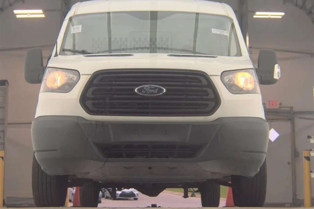 2019 Ford Transit Van photo 1