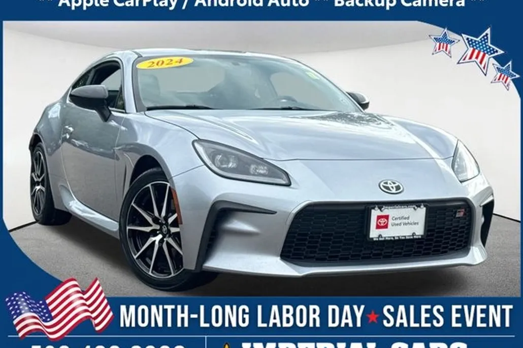 2024 Toyota GR86 Base photo 1