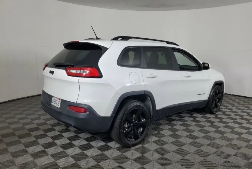 2018 Jeep Cherokee Latitude photo 1