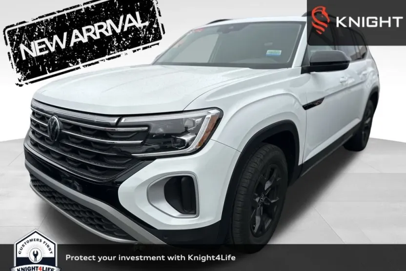 2024 Volkswagen Atlas Peak Edition SE Technology photo 1