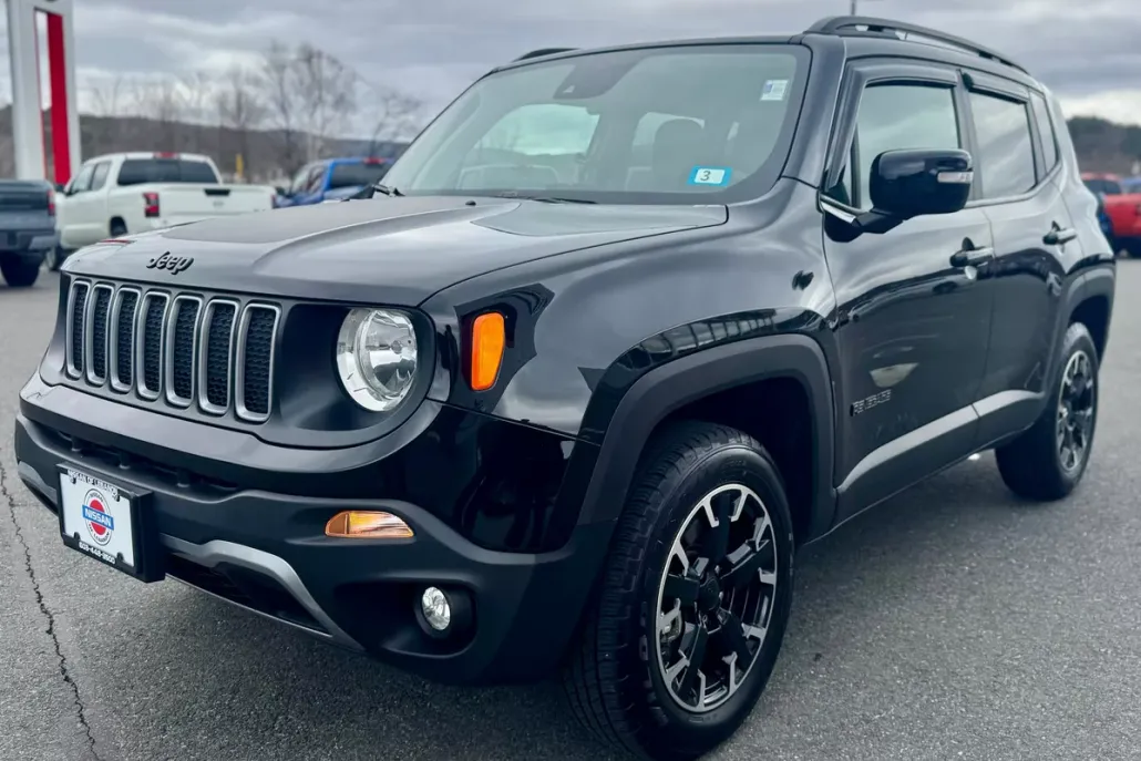 2023 Jeep Renegade Latitude Upland photo 1