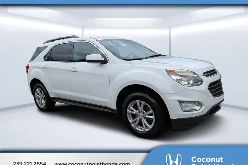 2017 Chevrolet Equinox LT photo 1