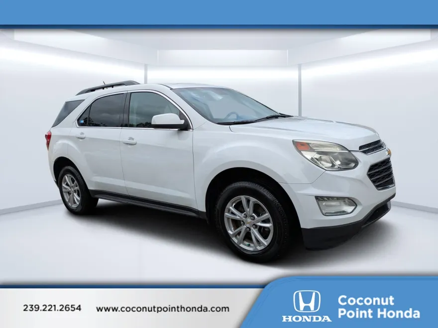 2017 Chevrolet Equinox LT photo 1