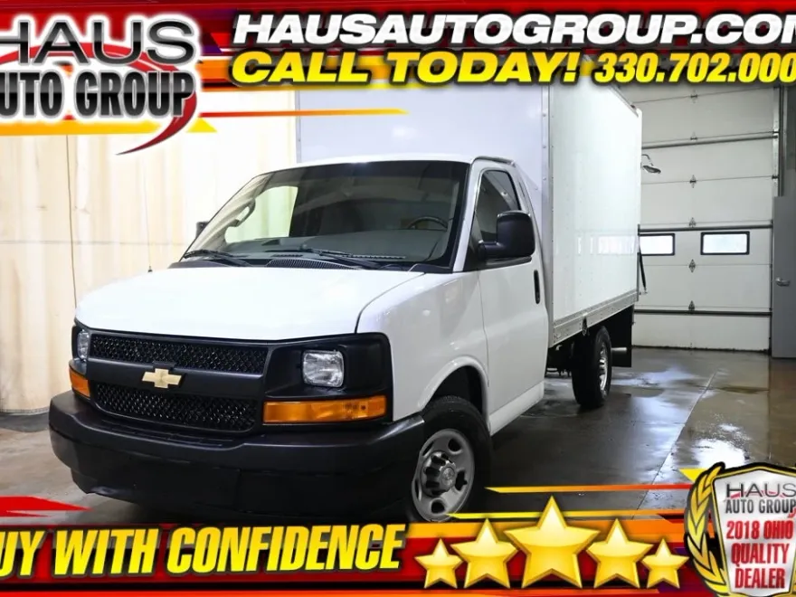 2017 Chevrolet Express Cutaway 3500 photo 1