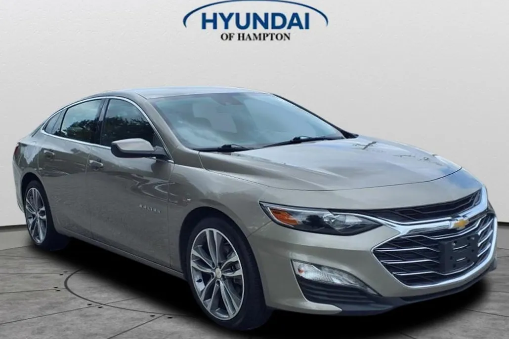 2023 Chevrolet Malibu 1LT photo 1
