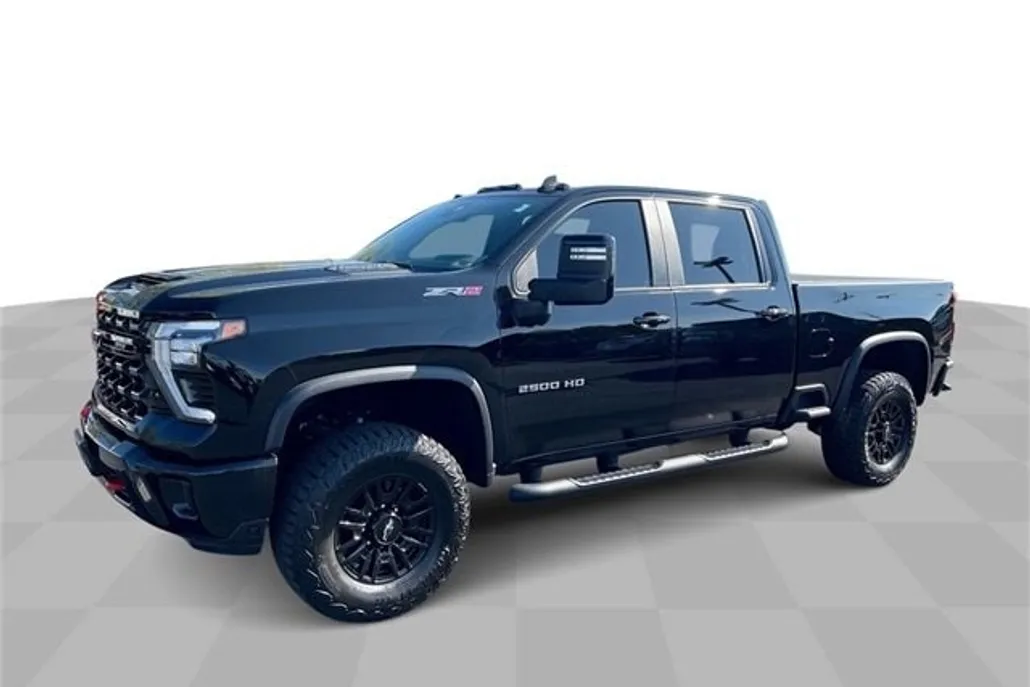 2024 Chevrolet Silverado 2500HD ZR2 photo 1