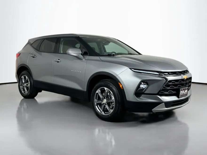 2025 Chevrolet Blazer 2LT photo 1