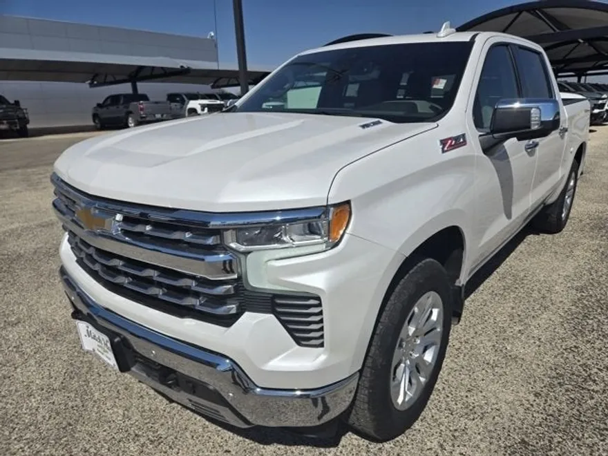 2024 Chevrolet Silverado 1500 LTZ photo 1