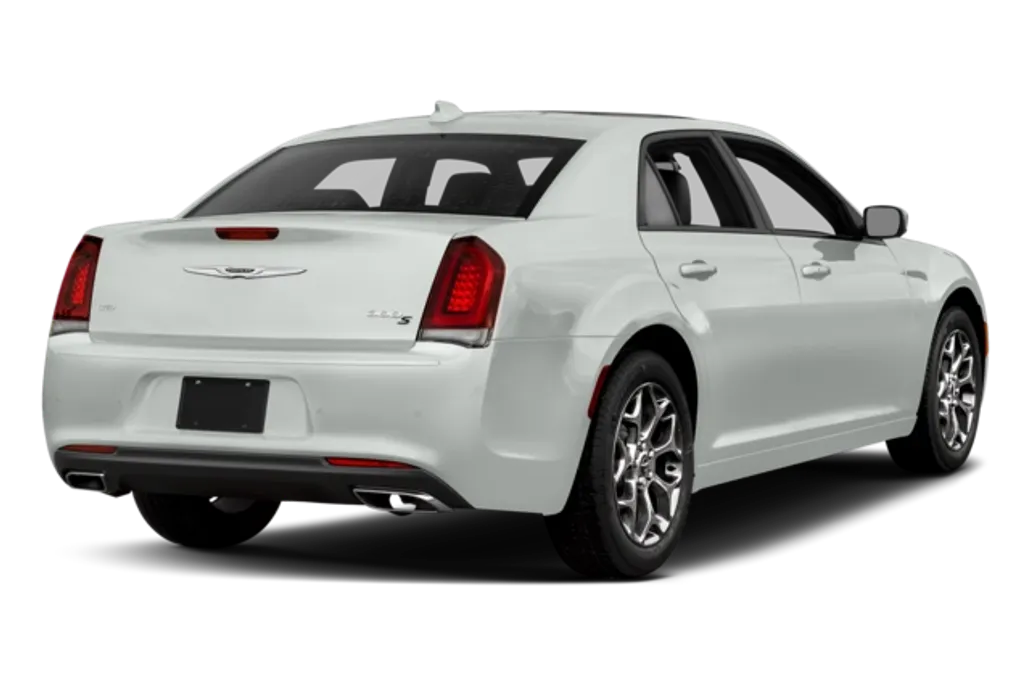 2018 Chrysler 300 S photo 1