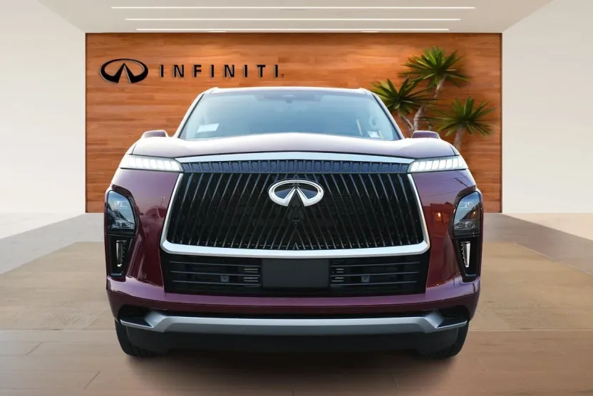 2025 Infiniti QX80 Luxe photo 1