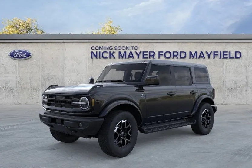 2025 Ford Bronco Outer Banks photo 1