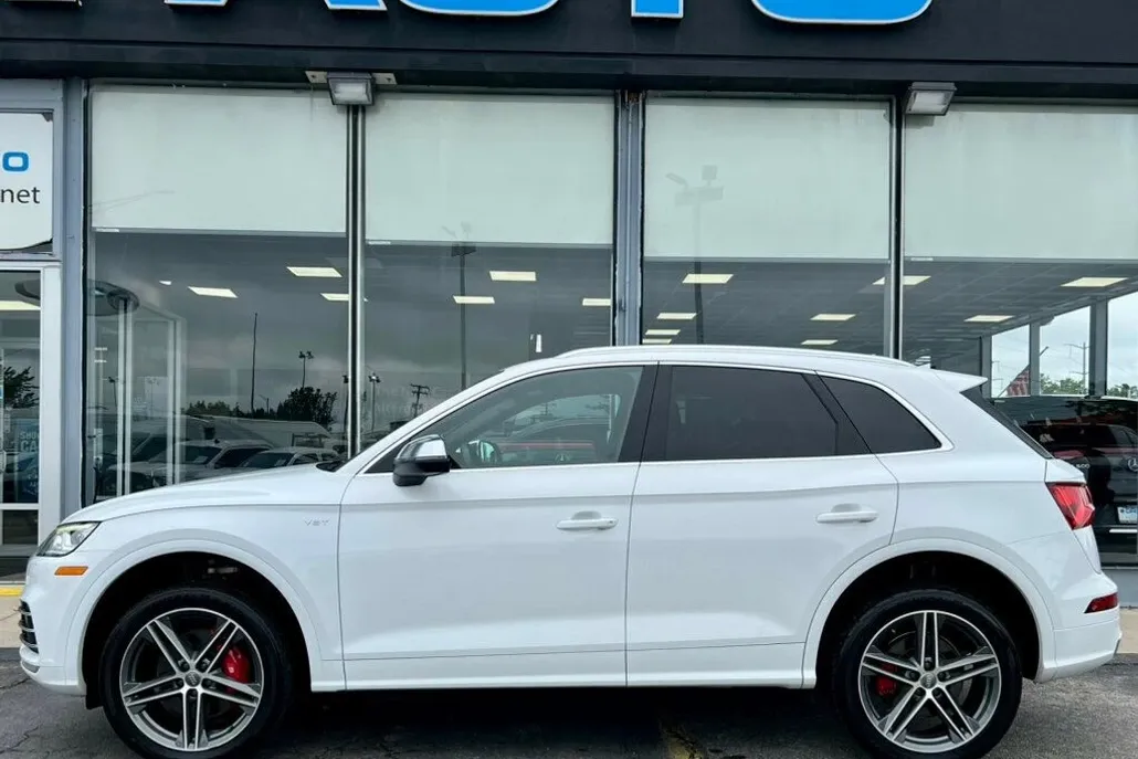 2018 Audi SQ5 Premium Plus photo 1