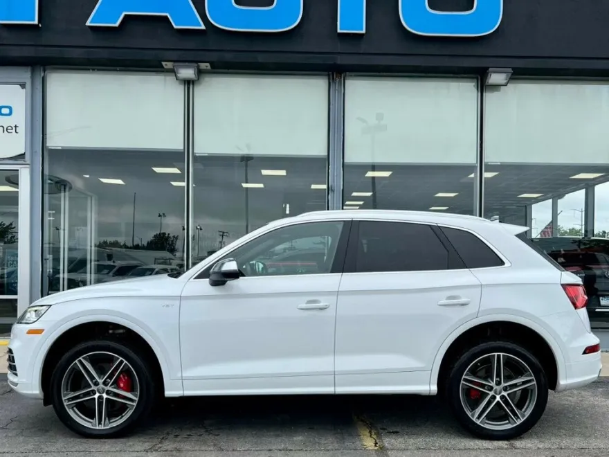 2018 Audi SQ5 Premium Plus photo 1