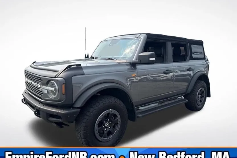 2022 Ford Bronco Badlands photo 1