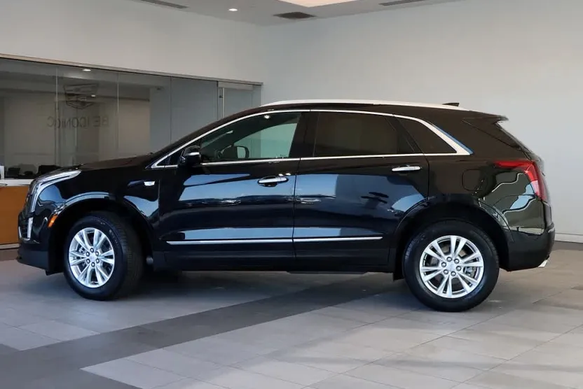 2022 Cadillac XT5 Luxury photo 1