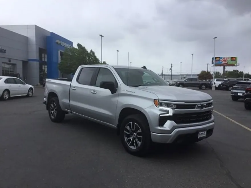 2022 Chevrolet Silverado 1500 RST photo 1
